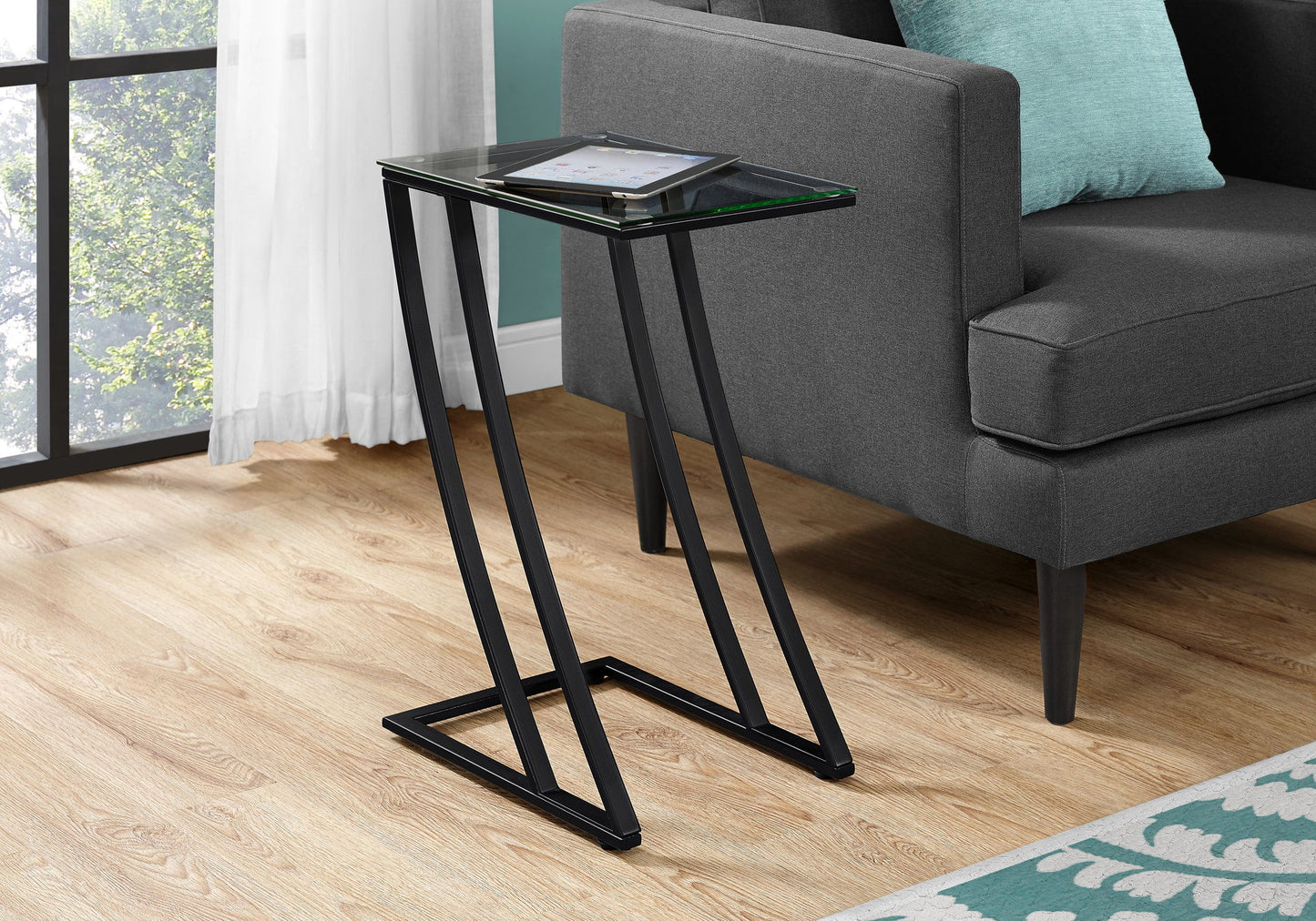 Accent Table, C - Shaped, Sturdy Construction, Contemporary & Modern