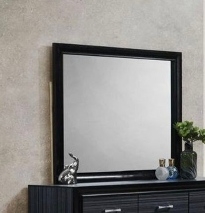 Naima - Minimalist Design Mirror